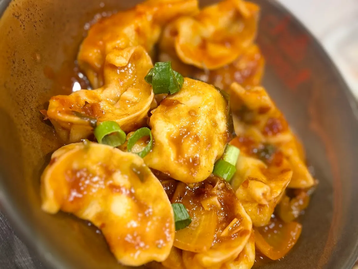 Chilli Everest on Collins